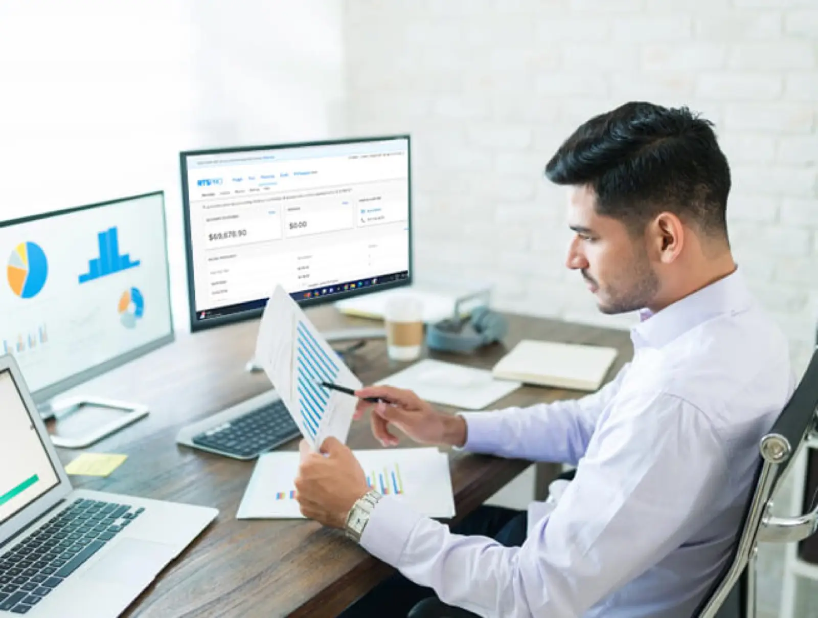 Analyst reviewing fleet profitability reports